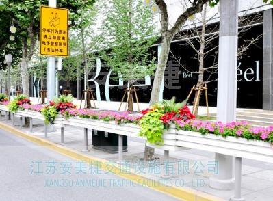道路花箱護欄
